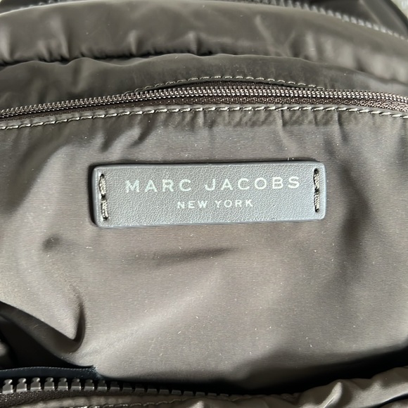 Authentic Marc Jacobs Crossbody - Picture 8 of 8
